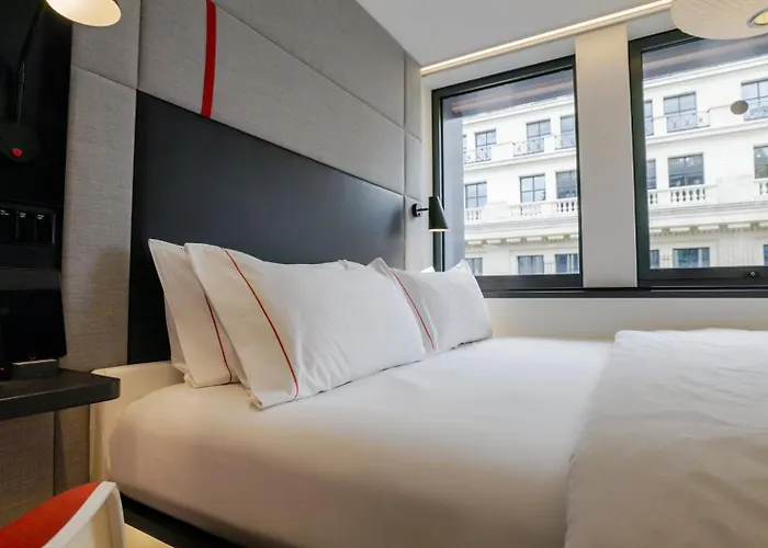 citizenM Paris Champs-Élysées